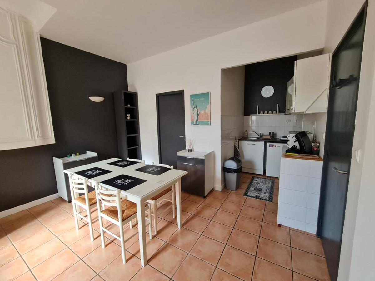Le Prieure - Studios Jusqu'A 4 Personnes Villeneuve-les-Beziers Exterior photo